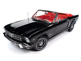 Auto World 1/18 Scale - 1964.5 Ford Mustang Convertible - AMM1312