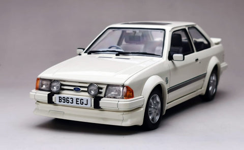 Sunstar 1:18 4963R Ford escort RS Turbo - Diamond White