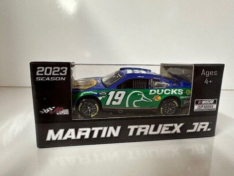 NASCAR 1/64 MARTIN TRUEX JR 19 DUCKS UNLIMITED 2023,