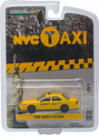 Greenlight 1/64  Hobby Exclusive 2011 Ford Crown Victoria NYC Taxi Cab 29773