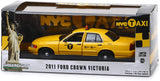 New York Taxi 2011 Ford Crown Victoria 1:43 Scale diecast model opening features