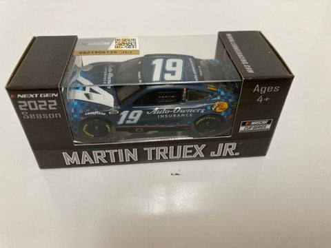 NASCAR 1/64 Martin Truex Jr 19 Auto-Owners Insurance 2022