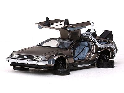 Sunstar 1:43 Scale-24015 Back to the Future Part II Time Machine –Flying Version